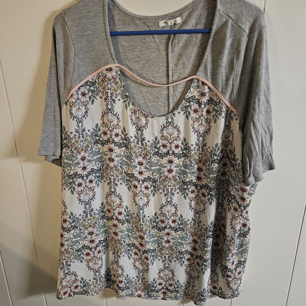 Floral Gray Women's Top